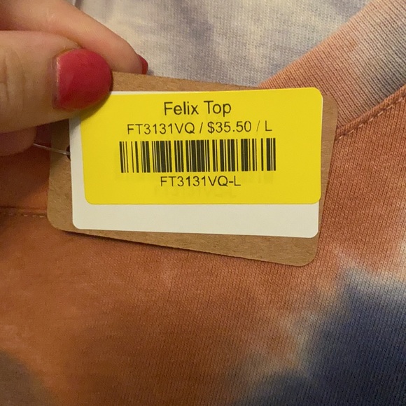 Brand new Vestique top - Picture 4 of 4